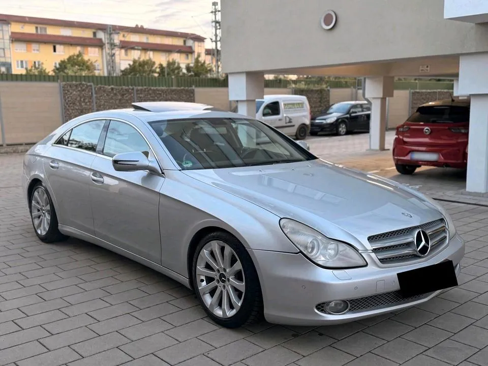 Mercedes-Benz Cls 320