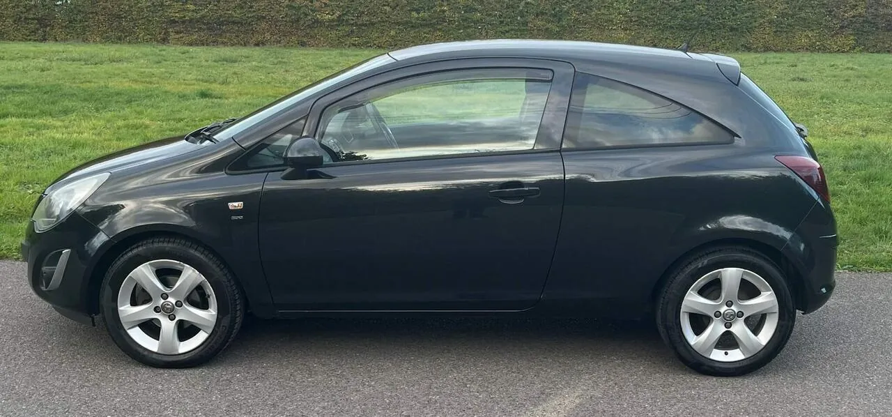 Vauxhall Corsa 2012 photo 5