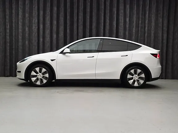 Tesla Model Y 2023 photo 4