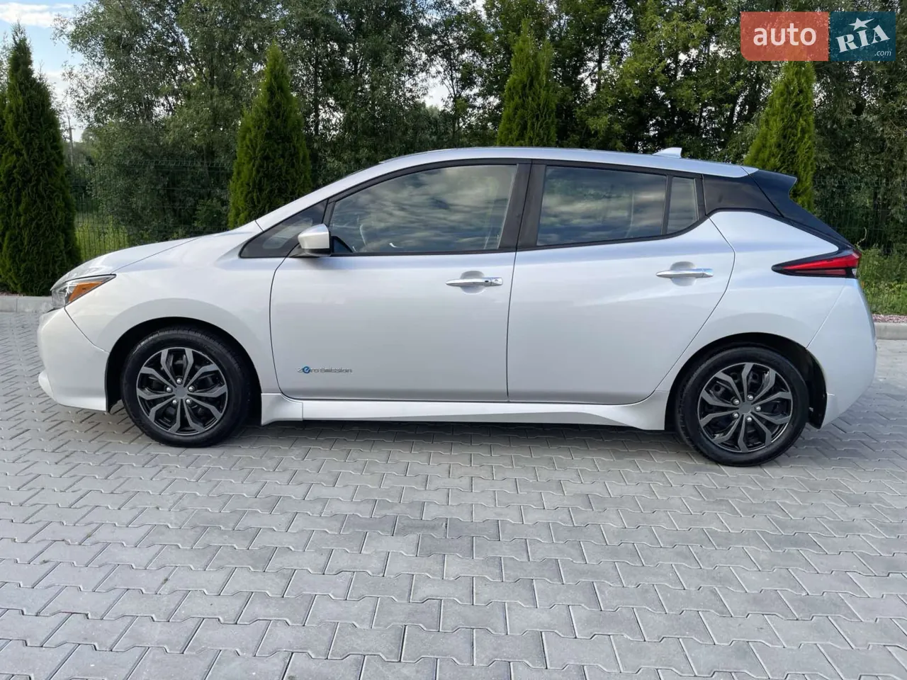 Nissan Leaf 2018 photo 5