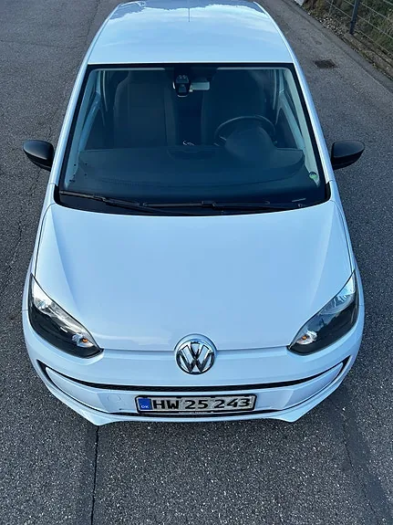 Volkswagen Up 2012 photo 4