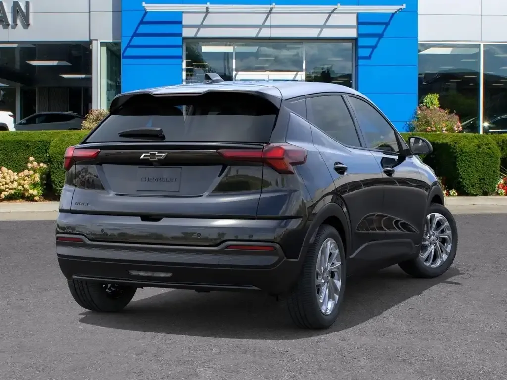 Chevrolet Bolt 2027 photo 4