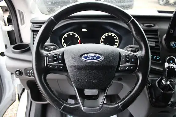 Ford Transit 350 L3 Van 2022 photo 5