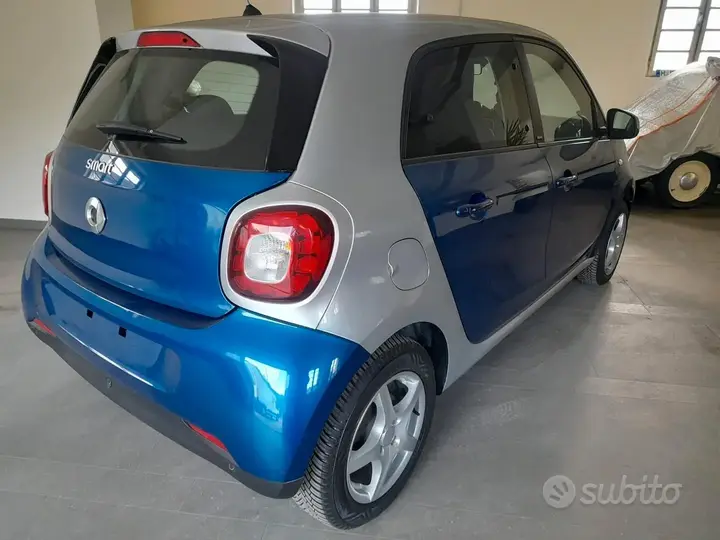 Smart Forfour 2016 photo 5