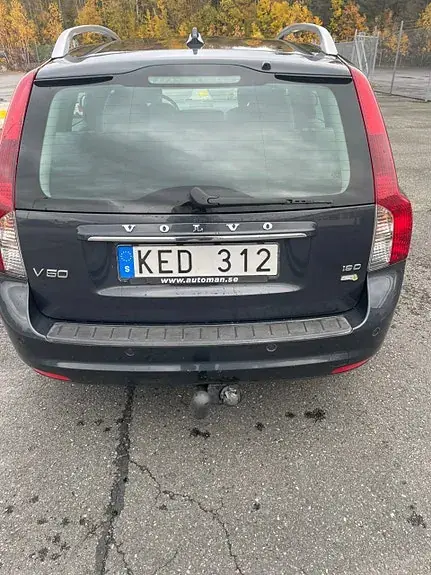 Volvo V50 2010 photo 3