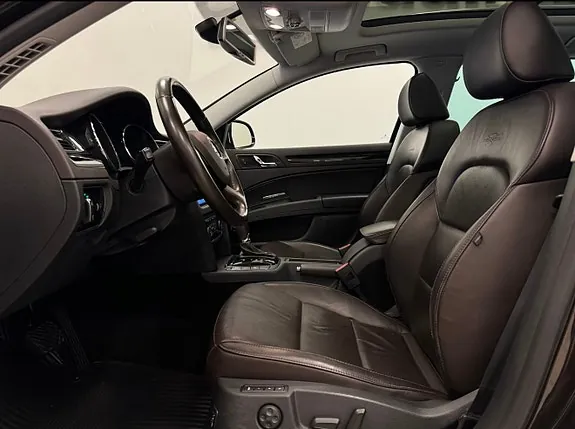 Skoda Superb 2015 photo 4