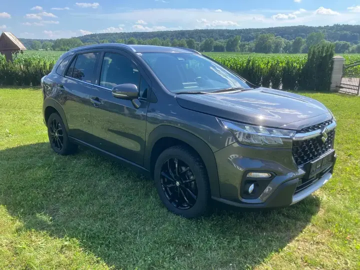 Suzuki S-Cross