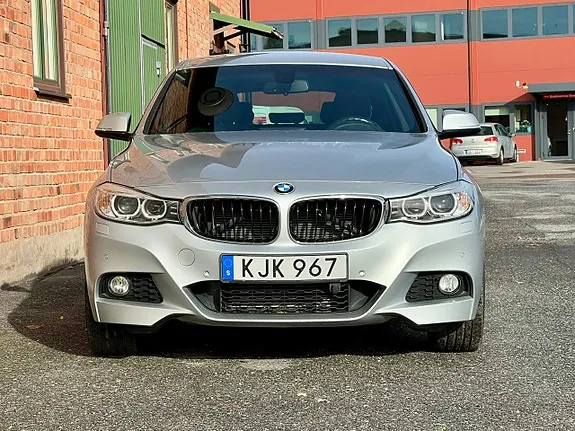 BMW 320D 2014 photo 2