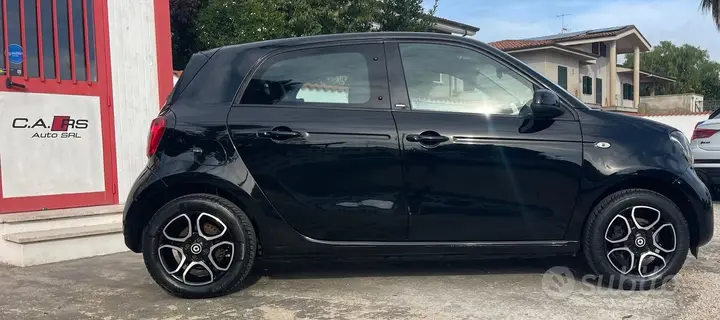 Smart Forfour 2015 photo 4