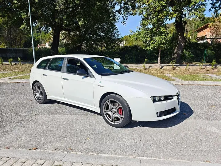 Alfa Romeo 159
