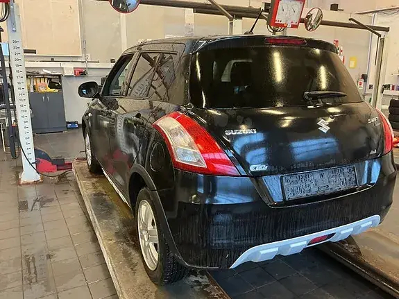 Suzuki Swift 2013 photo 5