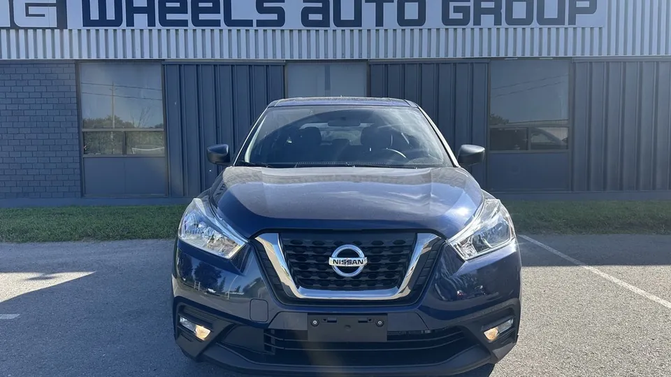 Nissan Kicks 2018 photo 2