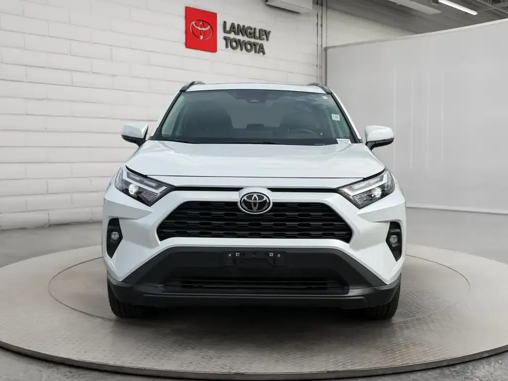Toyota Rav4 2025 photo 2