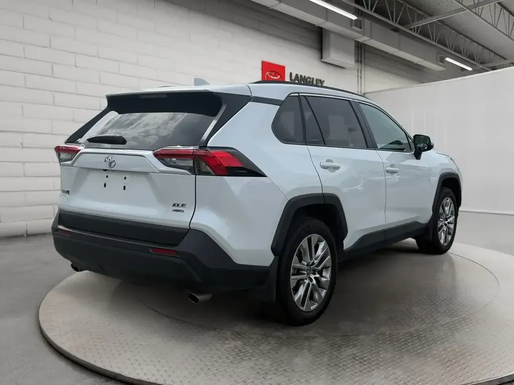 Toyota Rav4 2025 photo 5