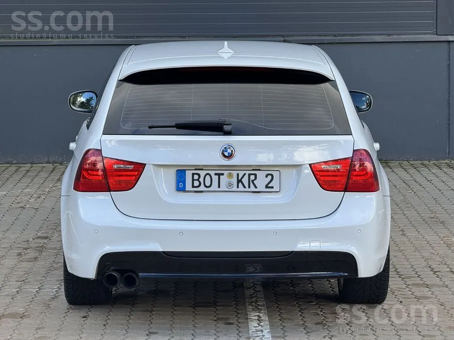 BMW 320D 2010 photo 5