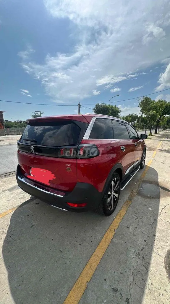Peugeot 5008 2022 photo 3