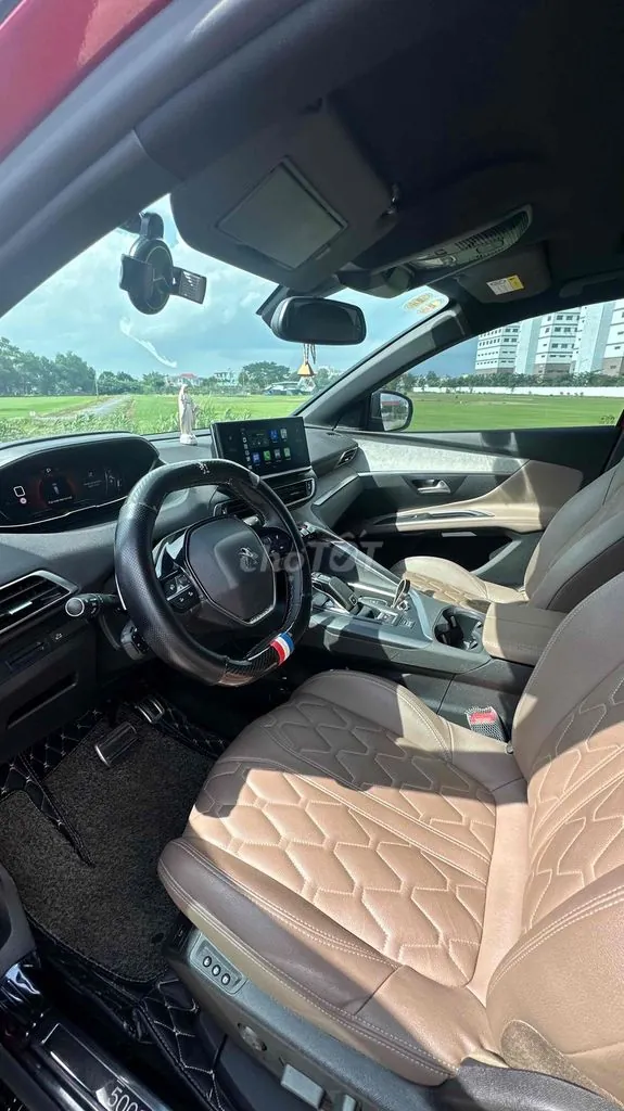 Peugeot 5008 2022 photo 5