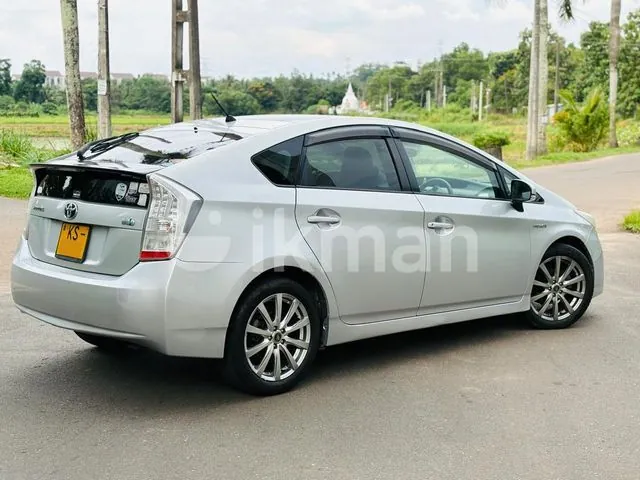 Toyota Prius 2012 photo 4