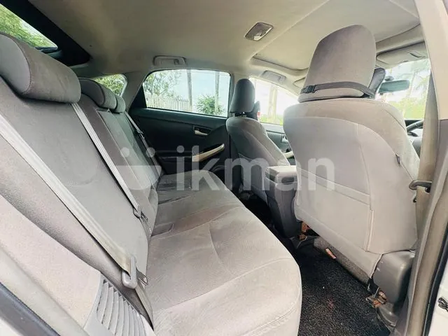 Toyota Prius 2012 photo 3