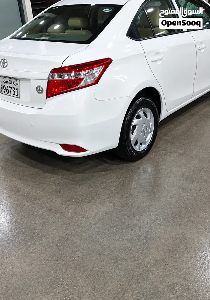 Toyota Yaris 2017 photo 3