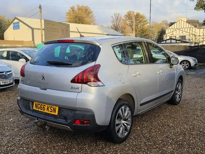 Peugeot 3008 2017 photo 3