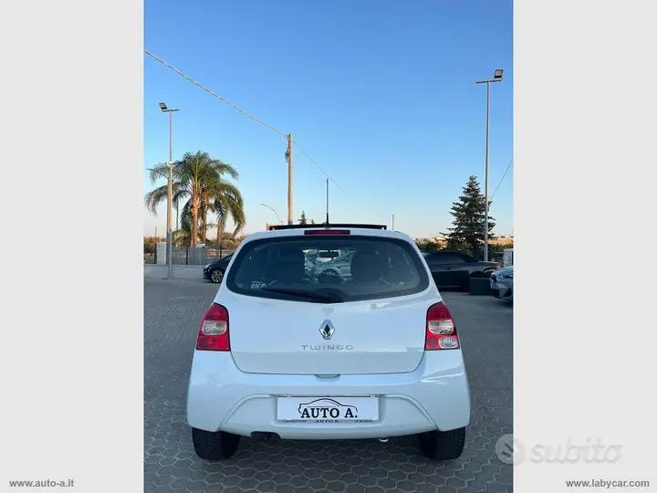 Renault Twingo 2010 photo 5