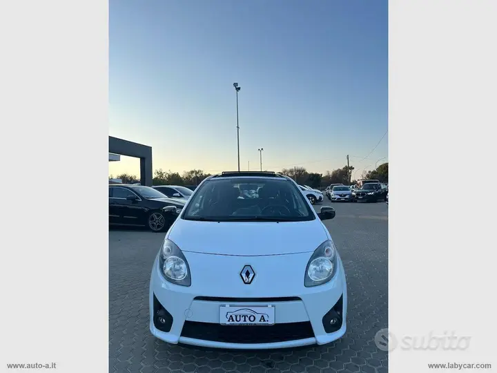 Renault Twingo 2010 photo 2