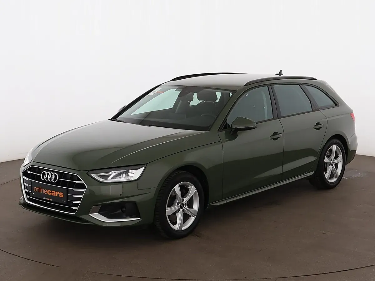 Audi A4 2023 photo 2
