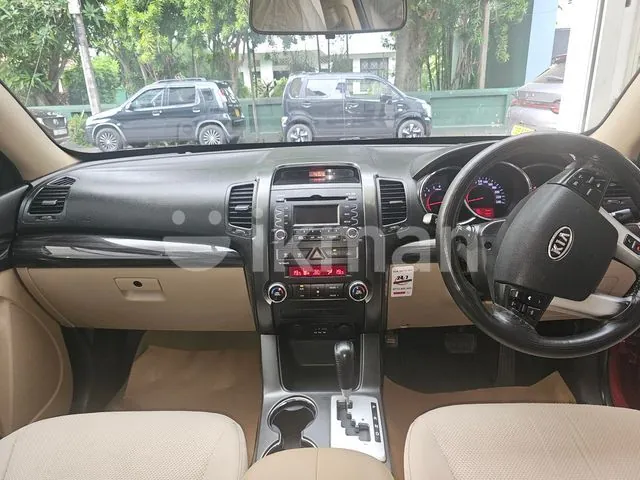 Kia Sorento 2011 photo 2