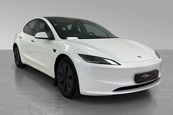 Tesla Model 3 2024 photo 4