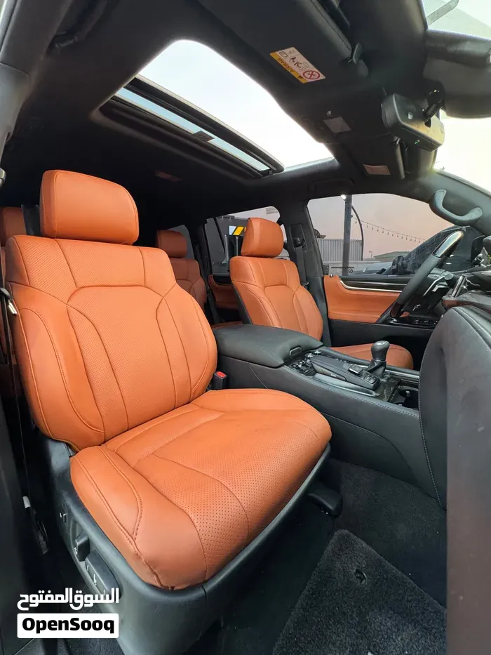 Lexus Lx 570 2017 photo 2