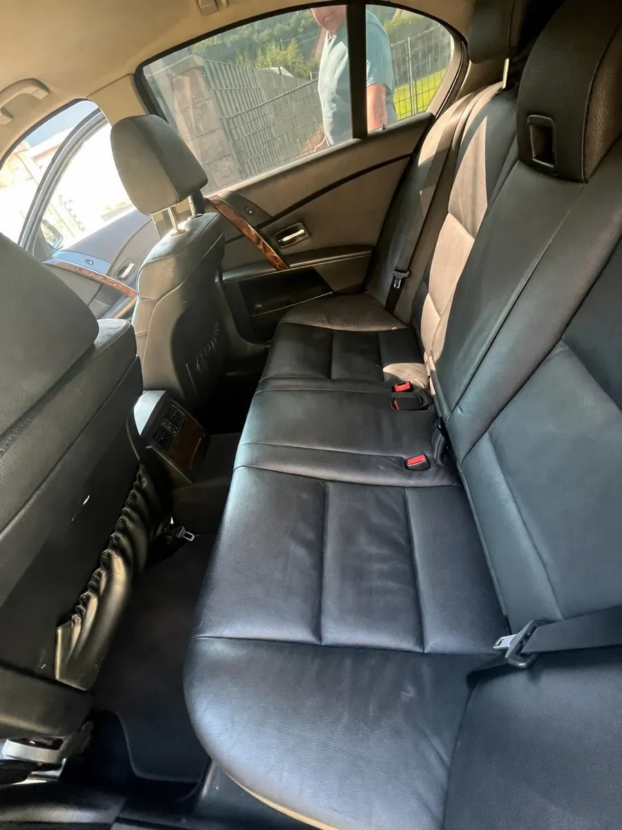 BMW 5 Series 2004 photo 3