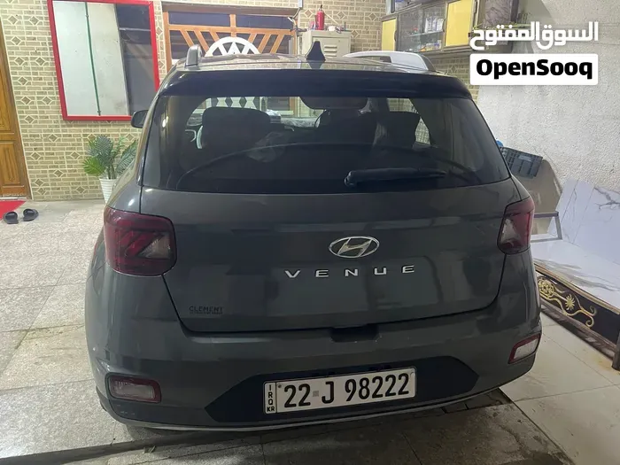 Hyundai Venue 2022 photo 2