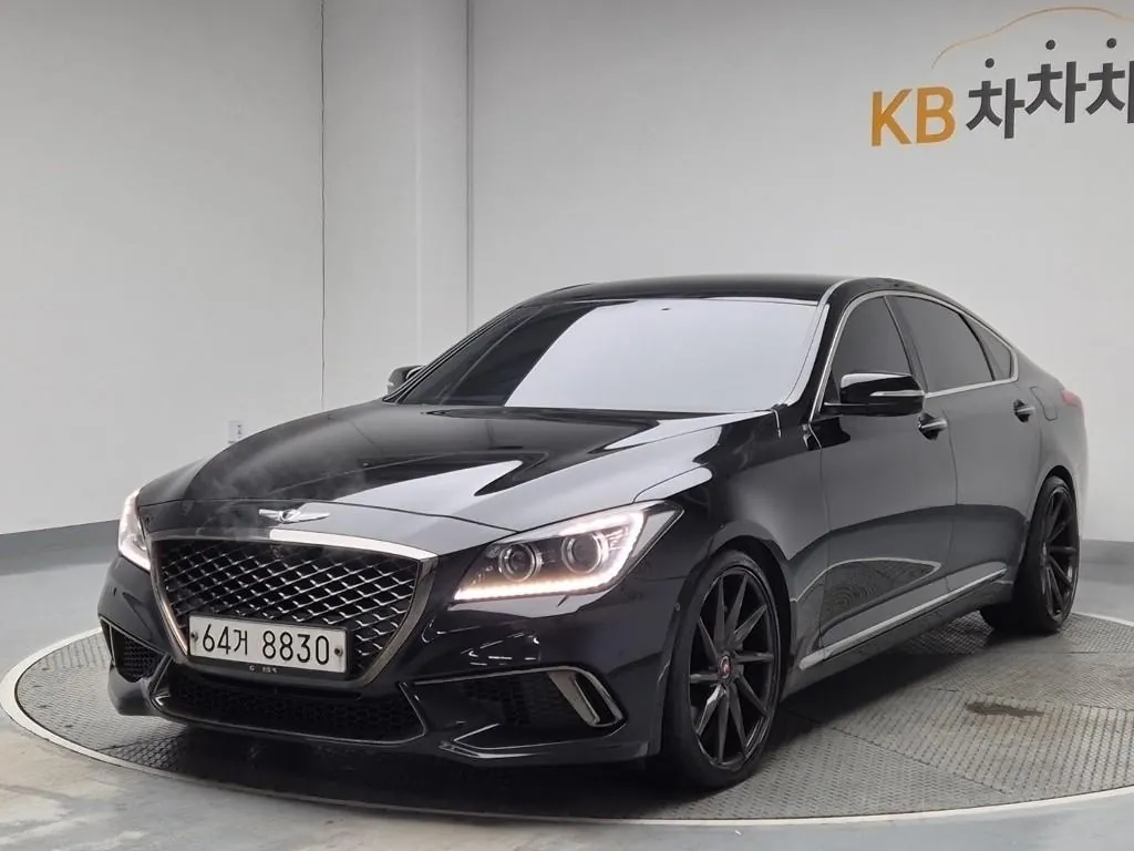 Hyundai Genesis