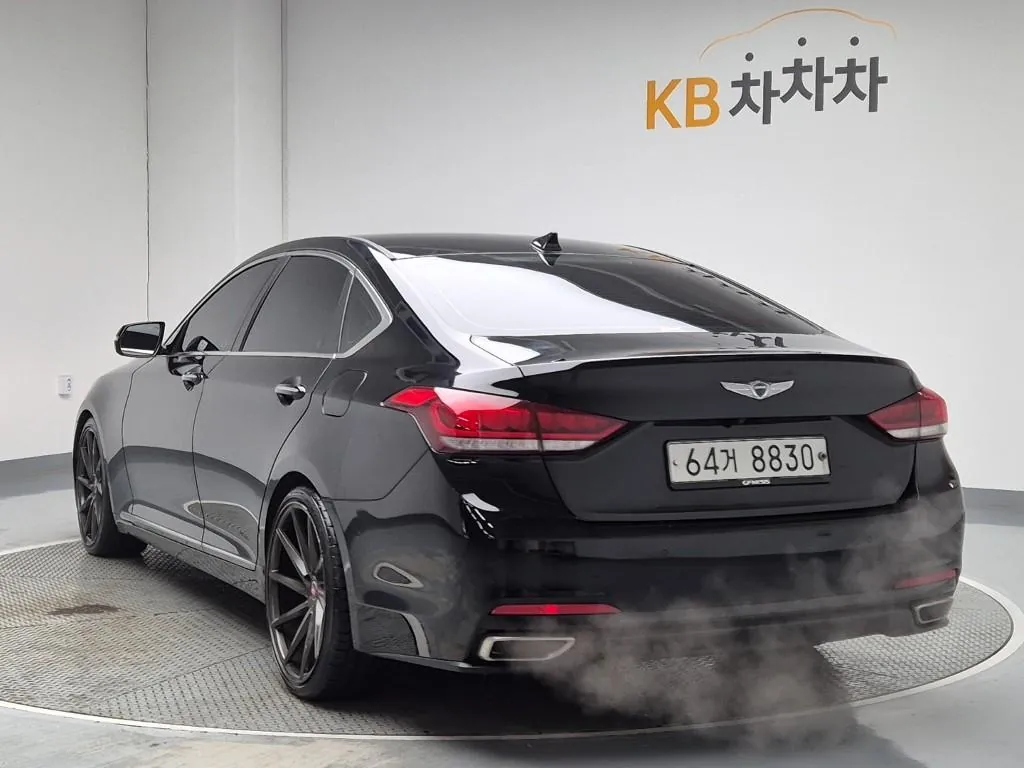 Hyundai Genesis 2015 photo 2