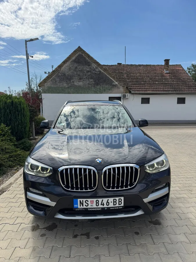BMW X3 2018 photo 2