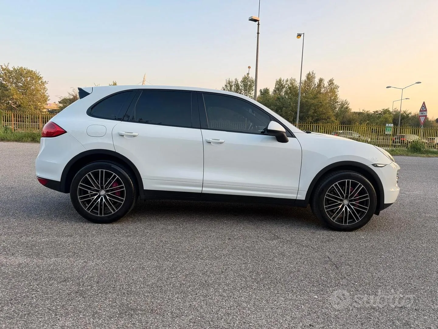 Porsche Cayenne 2012 photo 5