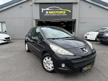 Peugeot 207 2010 photo 2