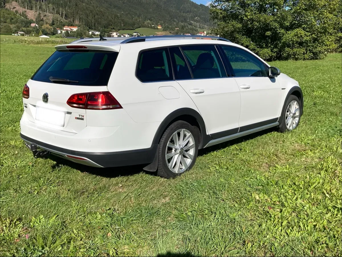 Volkswagen Golf 2016 photo 2