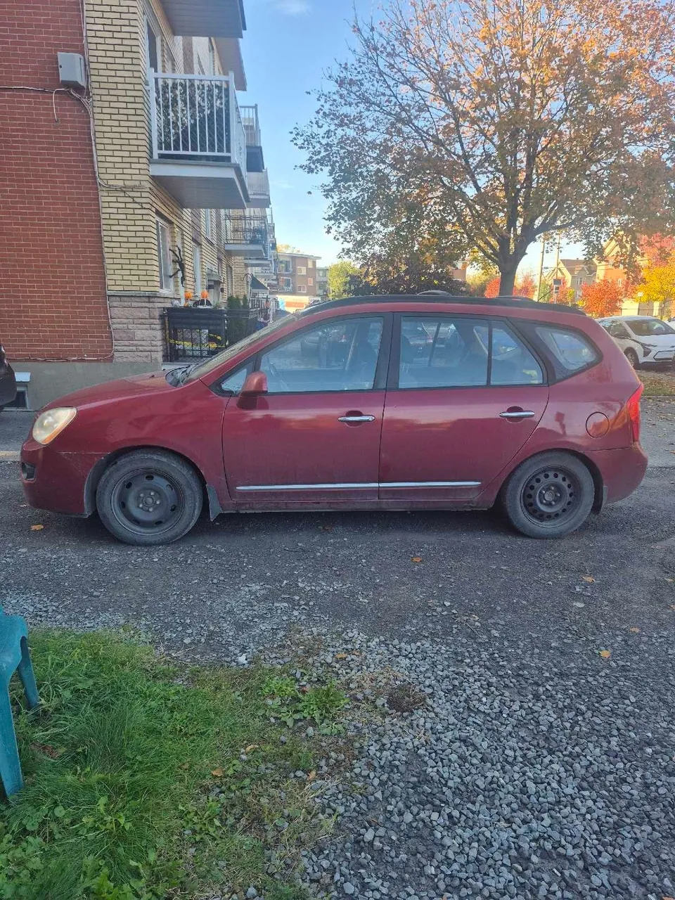Kia Rondo 2008 photo 4