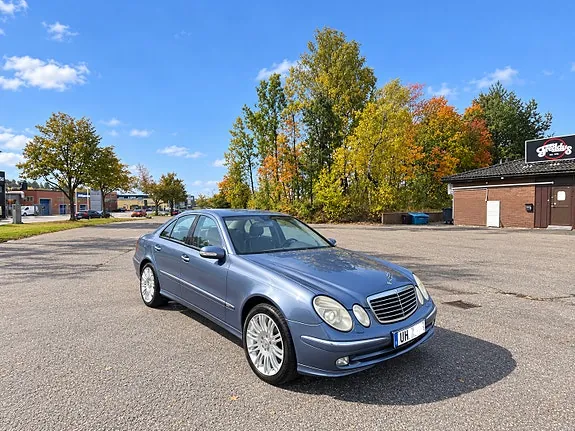 Mercedes-Benz E200