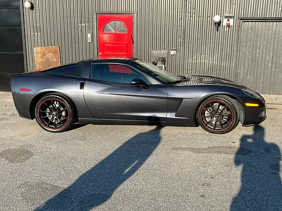 Chevrolet Corvette 2005 photo 3