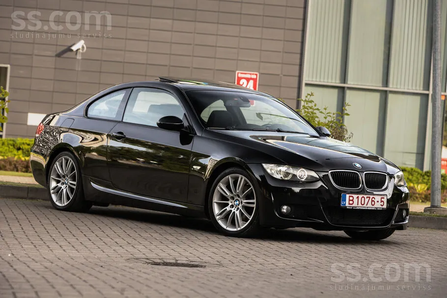 BMW 320 2009 photo 5