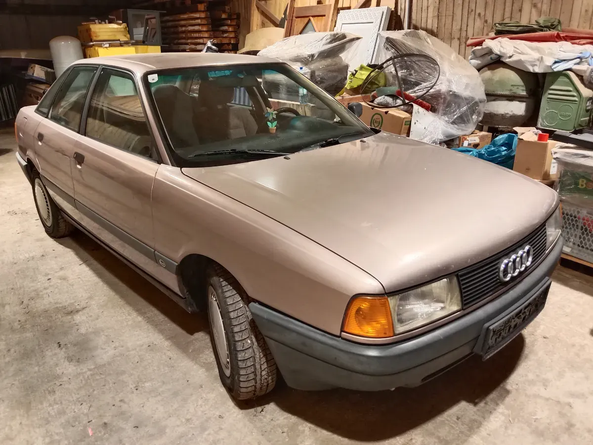 Audi 80 1987 photo 2