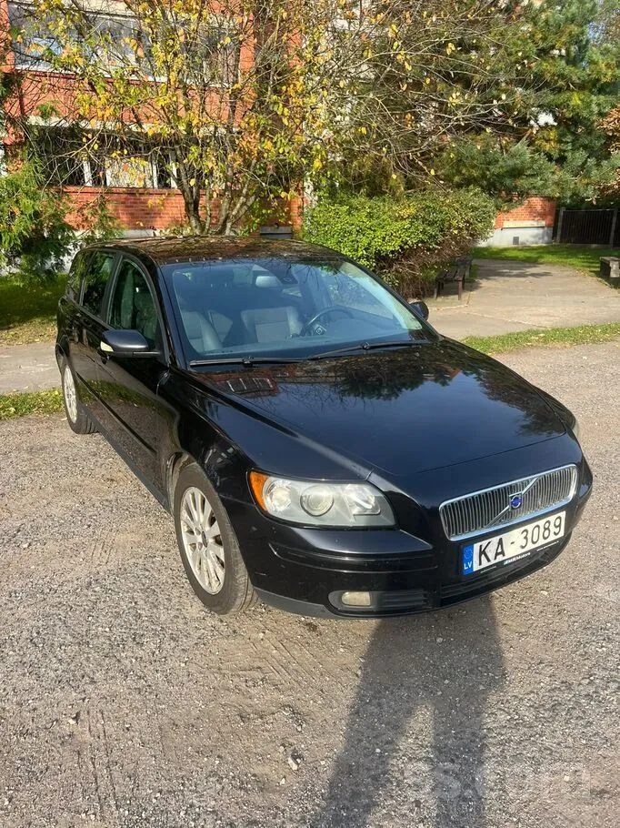 Volvo V50