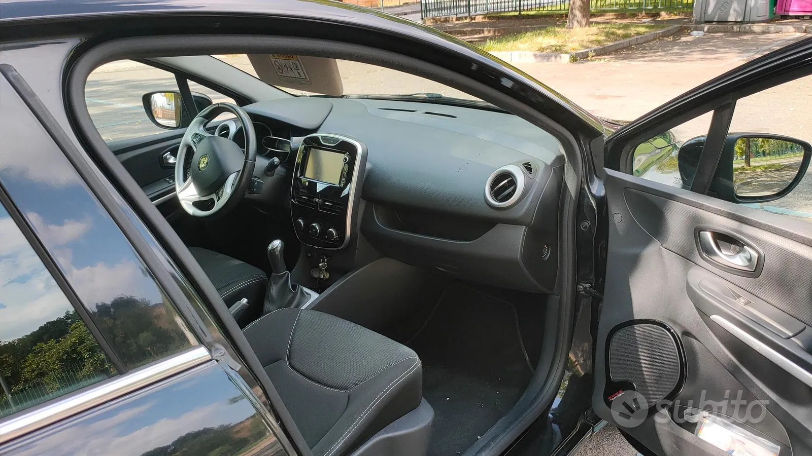 Renault Clio 2016 photo 3