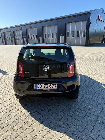 Volkswagen Up 2012 photo 3