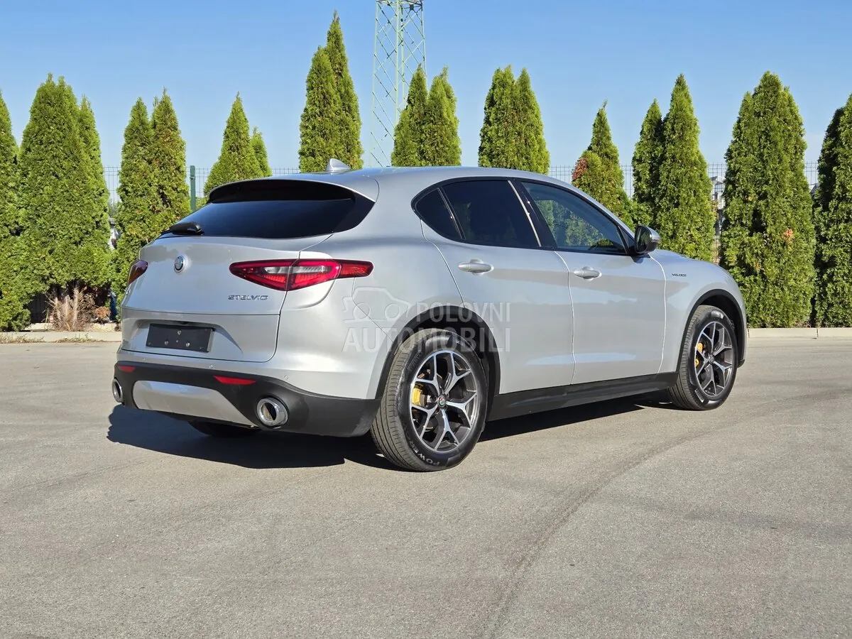 Alfa Romeo Stelvio 2020 photo 5