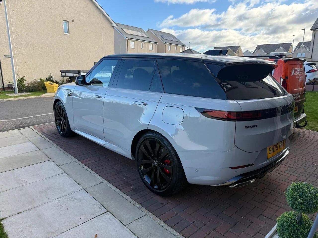Land Rover Range Rover Sport 2025 photo 3