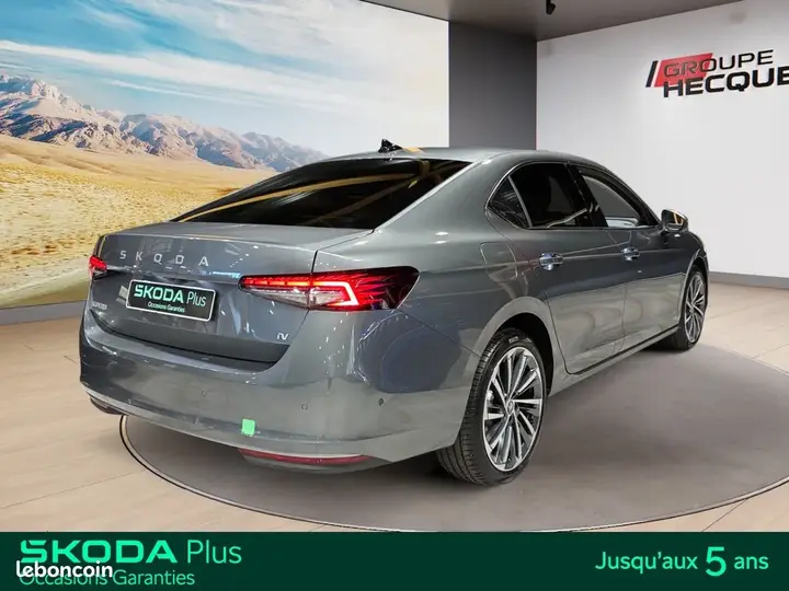Skoda Superb 2025 photo 5